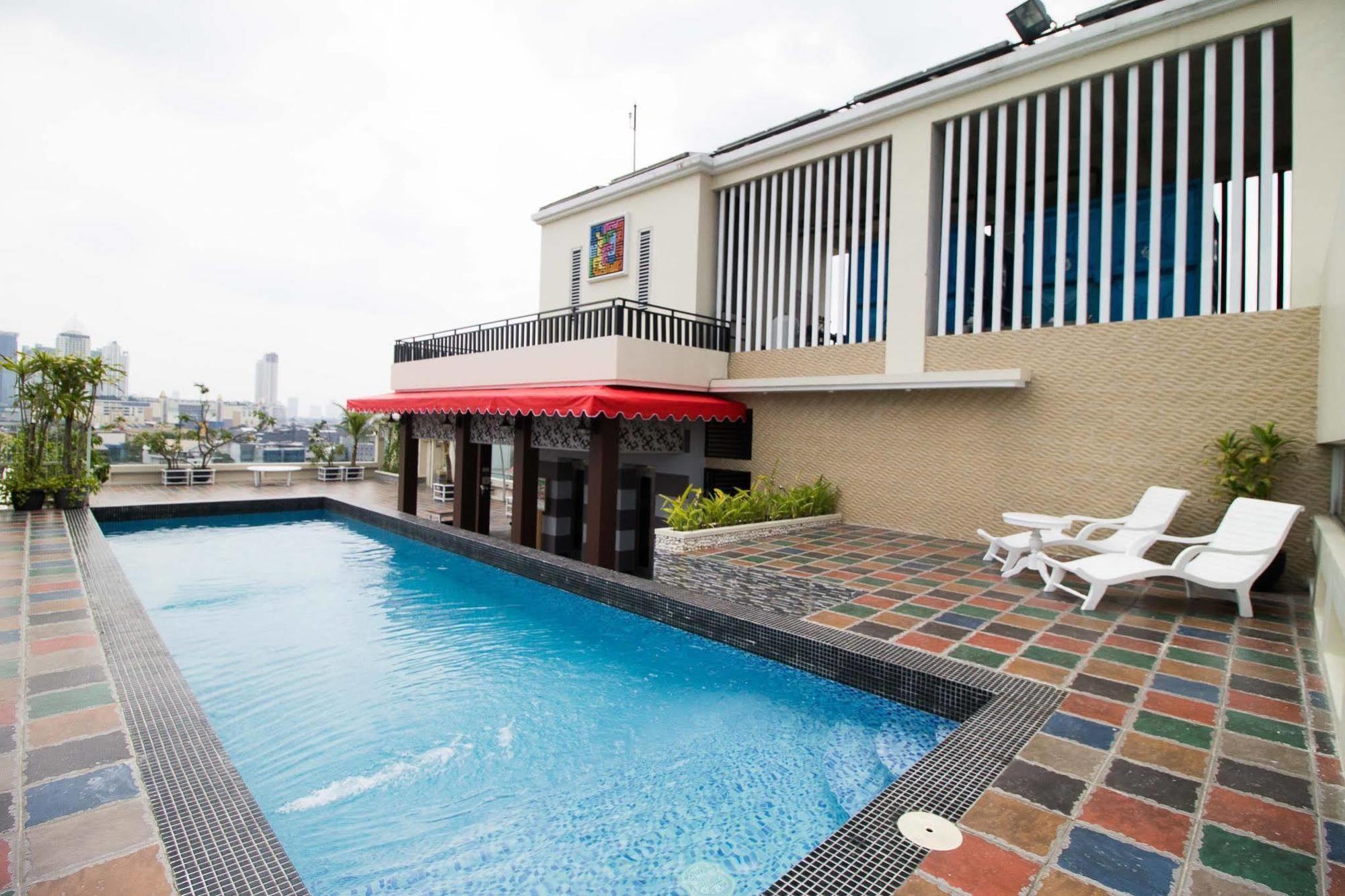 Reddoorz Premium @ Thamrin Kebon Sirih Hotell Jakarta Exteriör bild